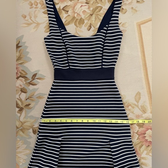 Flirty, navy blue and white striped fitted dress by French connection size 2 - Picture 5 of 9